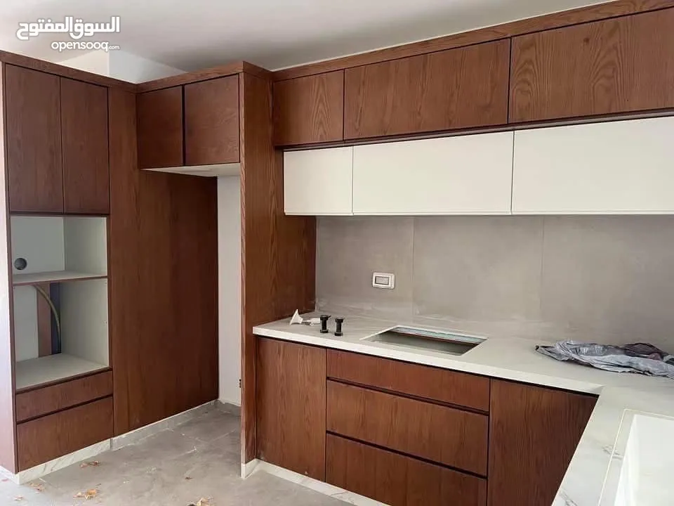 شق للبيع في عين منجد لم تسكن من قبل