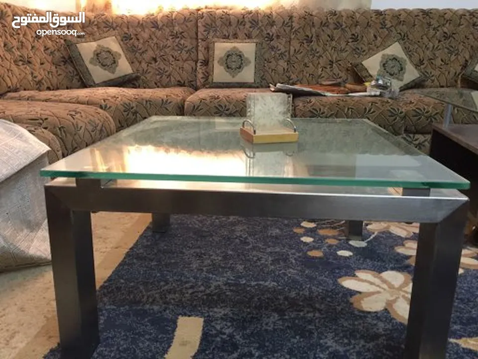 طاوله وسط زجاج( سكريت 10ملم )  وستنالس  دنماركيه