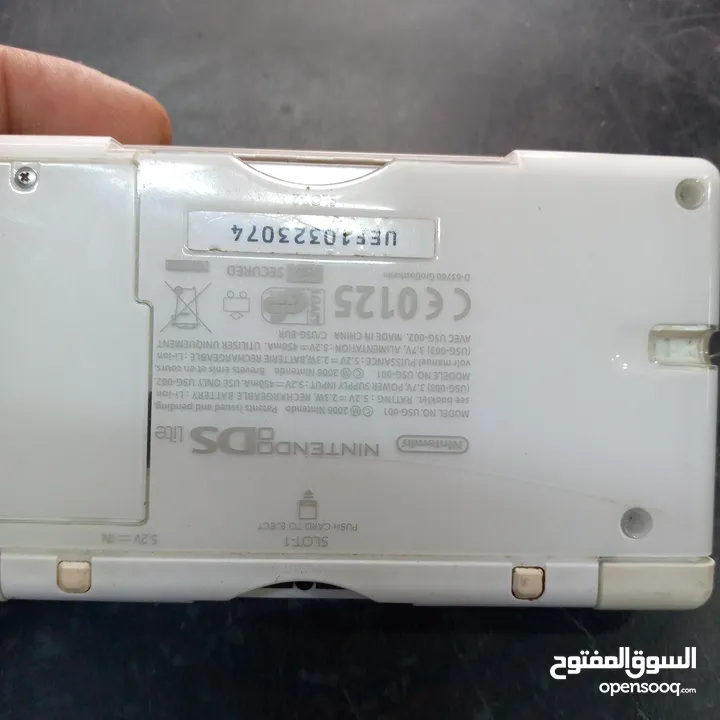 nintendoo ds lite للبيع جهاز ناينتيندو وارد امريكاالجهاز مع شاحن بحاجة لقلم للبيع