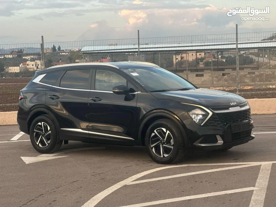 كايا سبورتاج /2022 فل بدون فتحة سقف 2x4 ///240Hp بنزين + كهرباء ( Haybrid) 1600cc