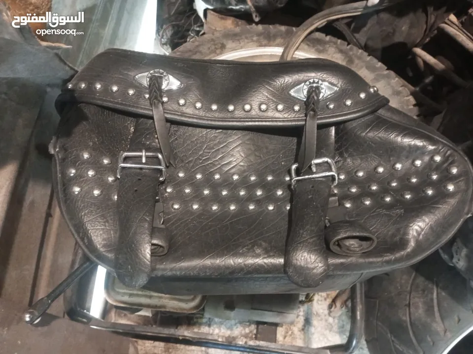 شنتات جلد فخمين لدراجه هارلي كلاسيك هيراتيج جانبيات جلد اصليSaddle bags مستعملات