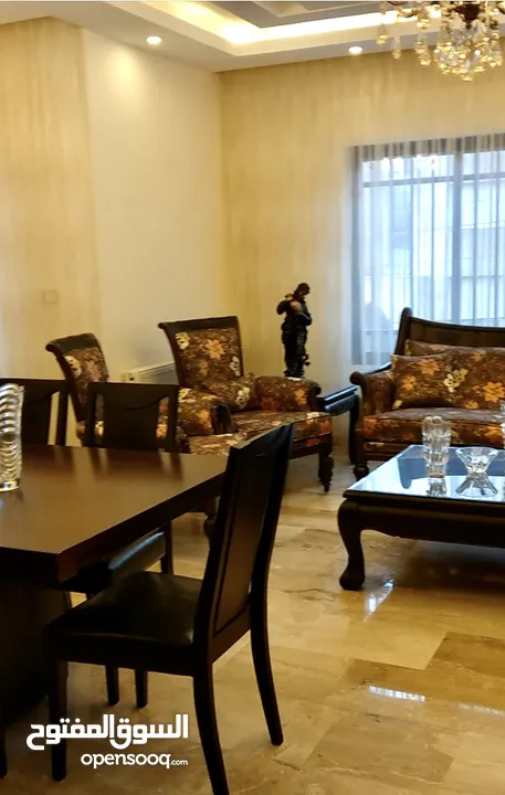شقة مفروشة للبيع في ضاحية النخيل. رجم عميش.. عمر البناء 6 سنوات..سالم حبش للإسكان.