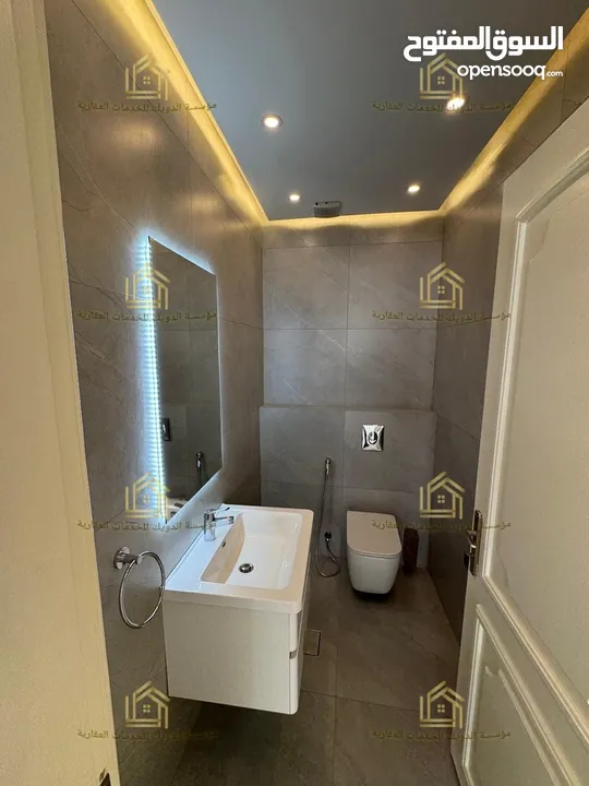 شقة فاخرة - دير غبار - 4نوم 2ماستر - 380م - مطبخ فاخر - فايربليس - قرب الخدمات