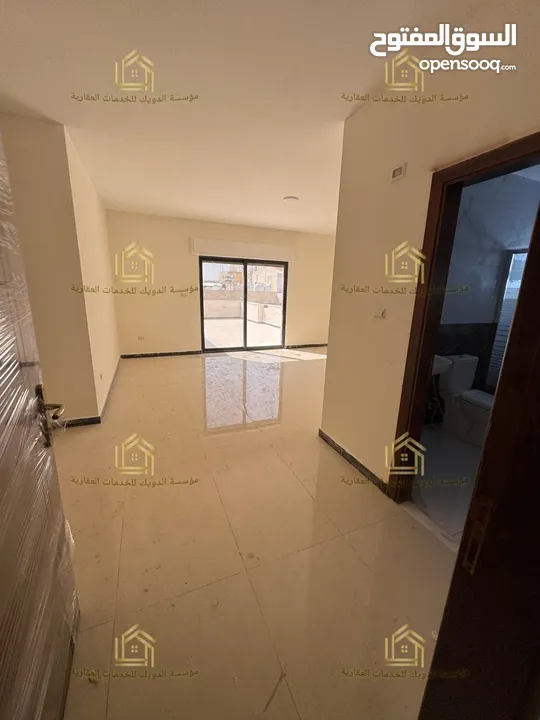 روف جديد لم يسكن مع ترسات بإطلالــــه بانوراما