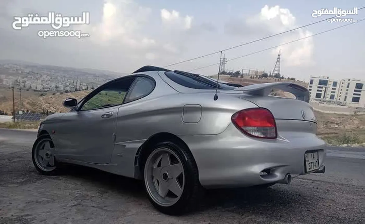 هيونداي تيبرون 2001