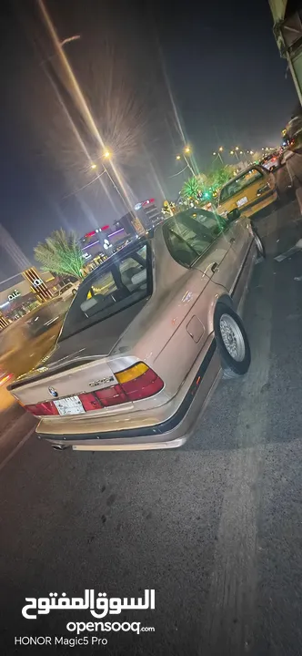 BMW 525 موديل 1991