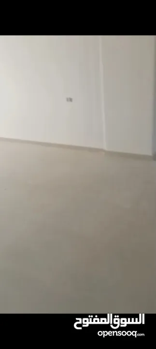 شقه للبيع في منطقه بتونيا مساحه 150 متر