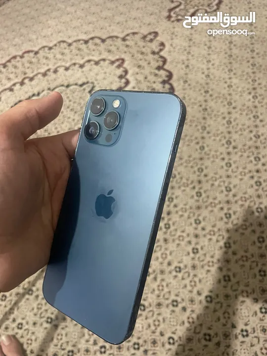 آيفون 12pro maxبحال الوكالة للتواصل على الواتس الرقم بل الوصف محطوط