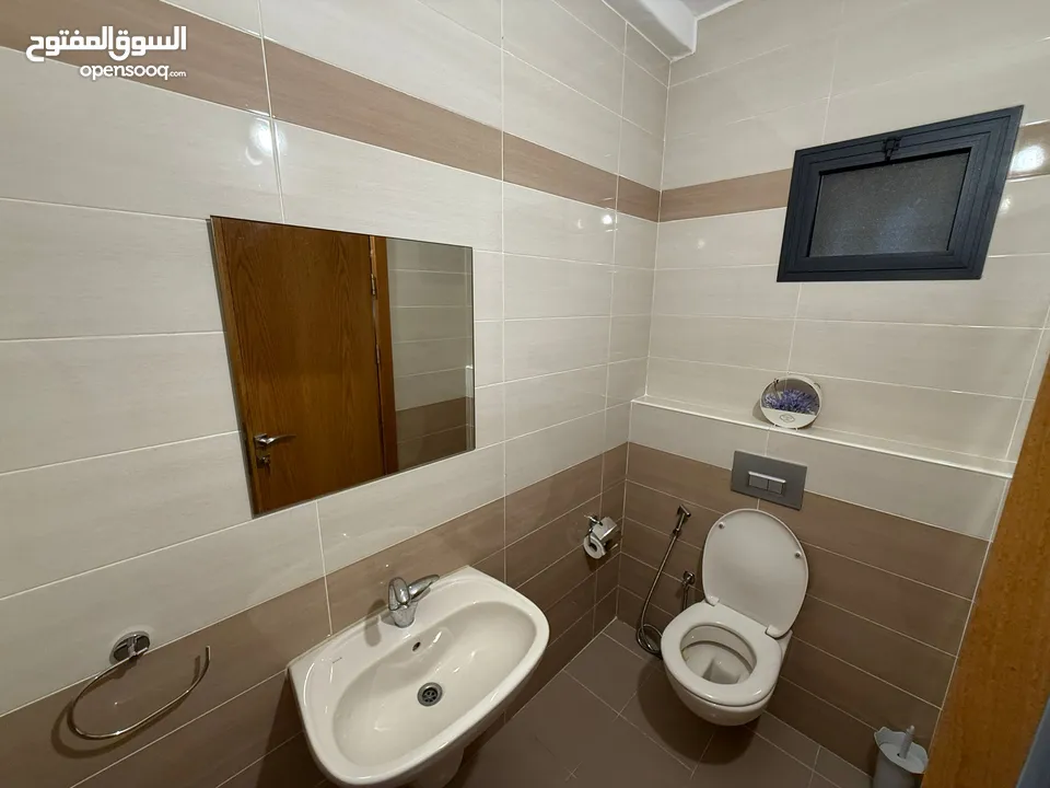 شقة سكنية مفروشة للأيجار