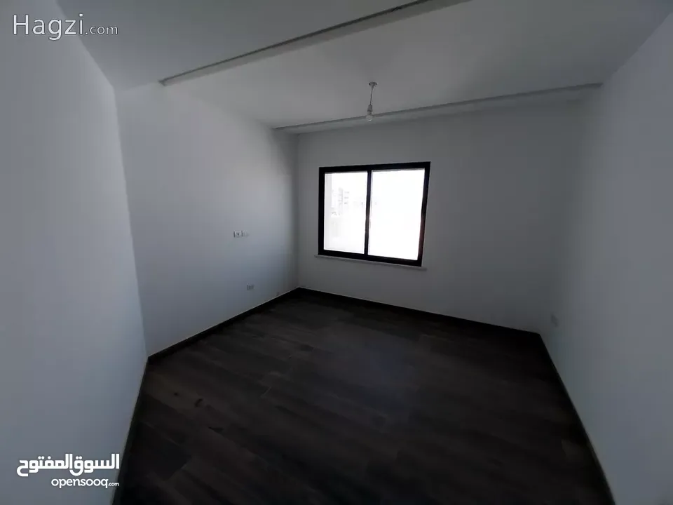 شقه مميزه جدا باعلى معايير ومقاييس الجوده بناء حديث في الدوار الرابع ( Property ID : 30084 )