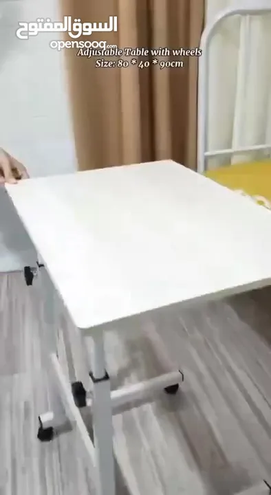 وفرنالك مكتب طلابي عملي ومتنقل بترتيب عصري لكل طالب بدو يدرس براحة سواء بالبيت أو حتى على الكنبة .