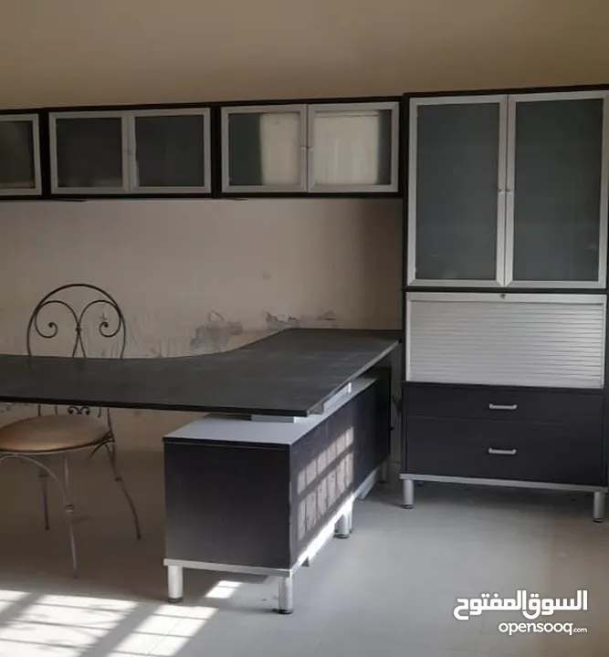 مكتب إداري