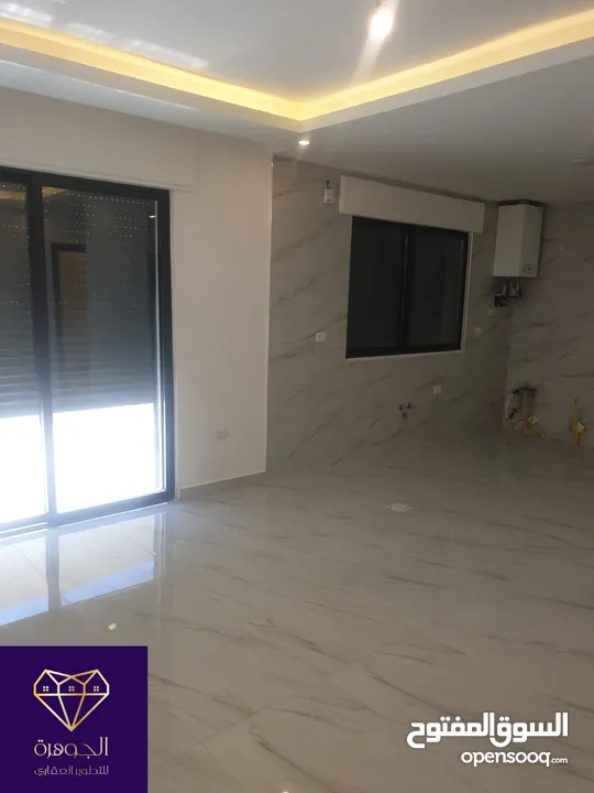 شقة طابق ثاني فخمه ومميزة جديدة لم تسكن لقطه وبسعر مغري جداا عرض خاص أرقى واجمل مناطق خلدا