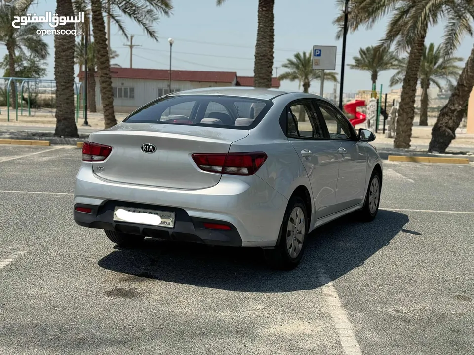 Kia Rio 2018 (Silver)