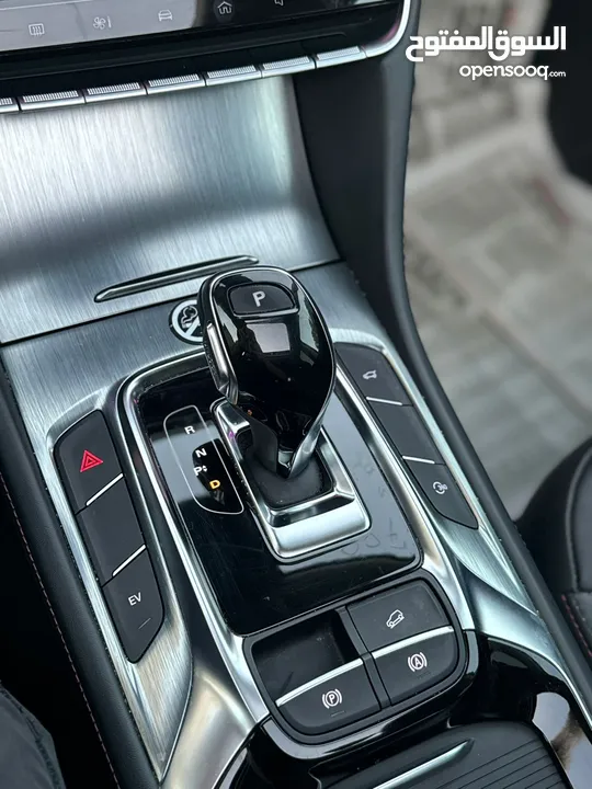 MG hybrid plugin 2022