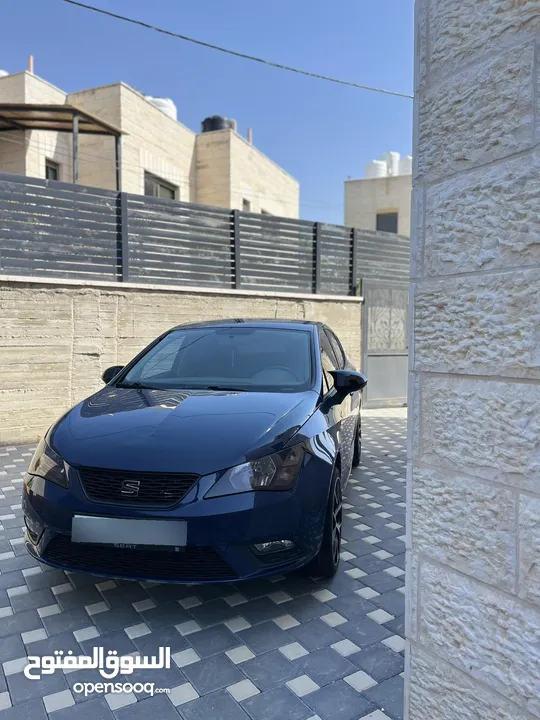 ‎ سيات ابيزا 2017 مطور 1200 جير عادي.... و 2017 موديلها بالرخصة وفي تامين ترخيص لاخر السنة شامل