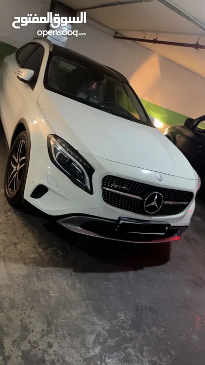 سيارة مرسيدس GLA 250 4MATIC للبيع