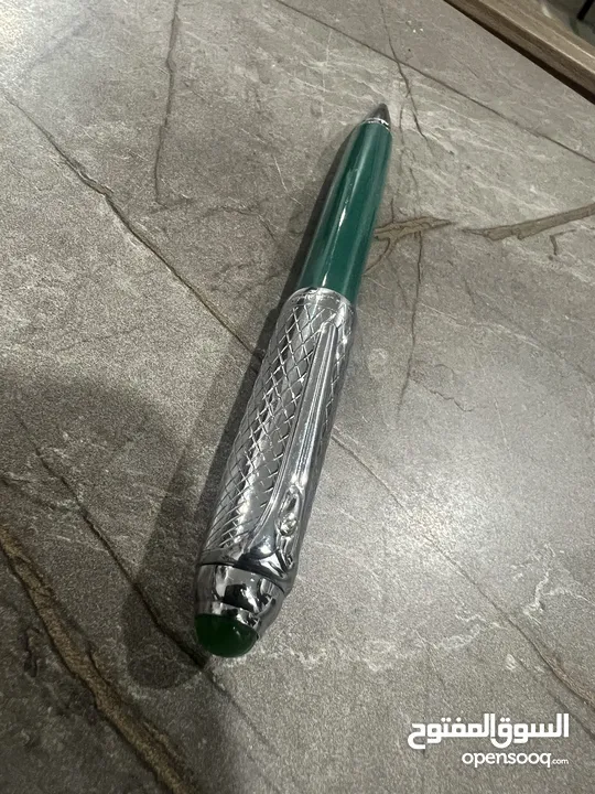 قلم ‏CALVNBOLO