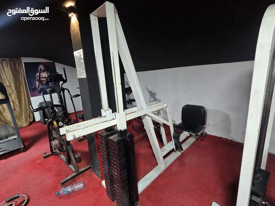 نادي رياضي كامل للبيع