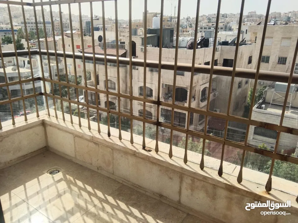 شقة مفروشة فاخرة للإيجار - الشميساني  موقع مميز جدًا