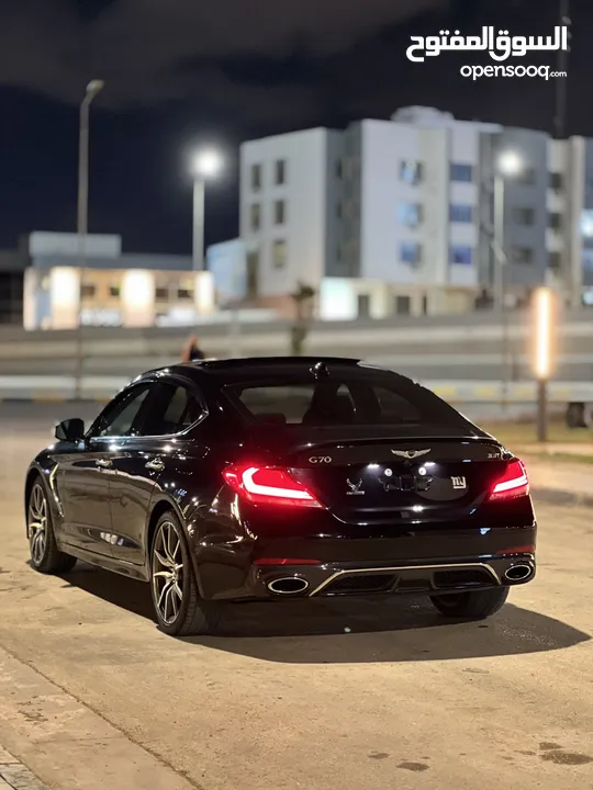 GENESIS G70