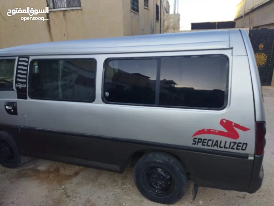 باص هونداي h100
