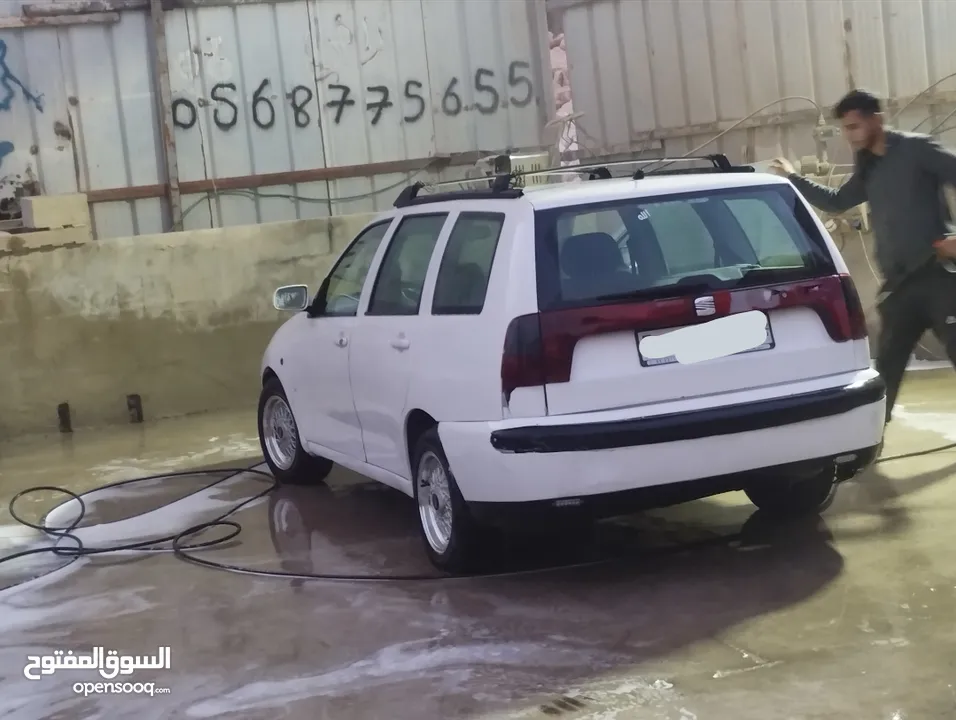 سيات ستيشن 2001