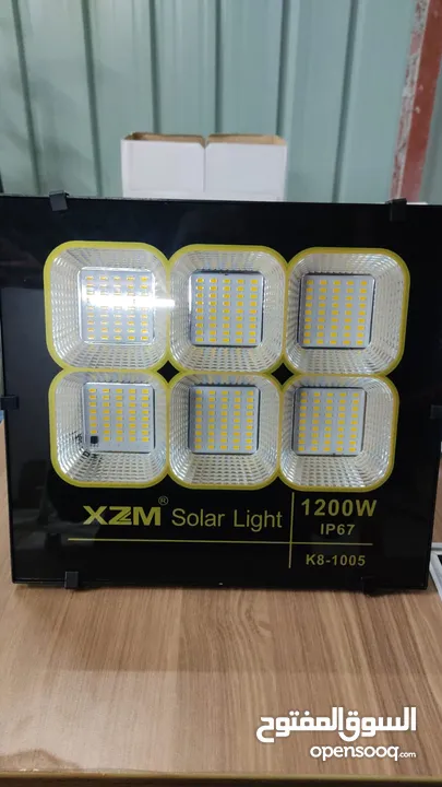 كشاف يعمل بالطاقة الشمسية من شركة XZM 1200w.. 1500w.. 400w..1800w