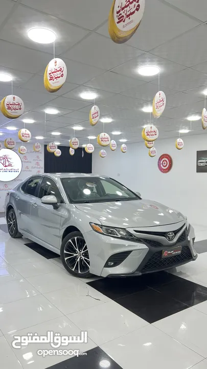 TOYOTA CAMRY SE 2018