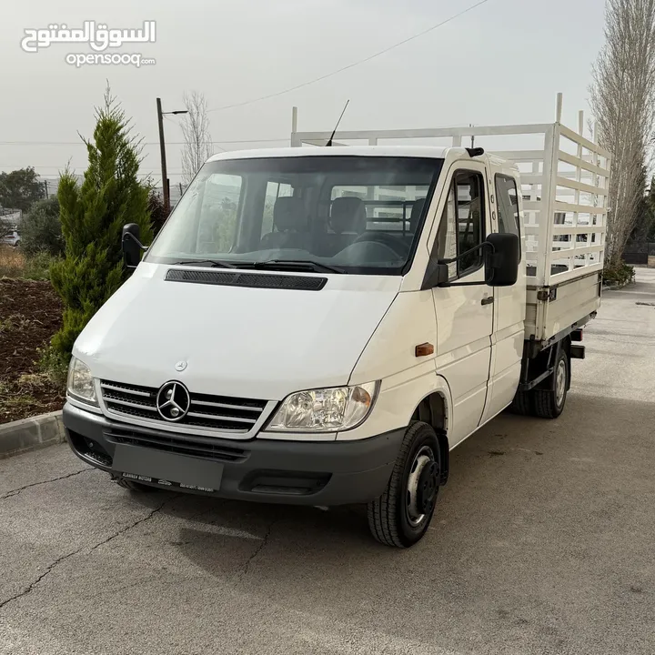 مرسيدس 416 شاصي قصير بحالة الوكالة فحص نخب