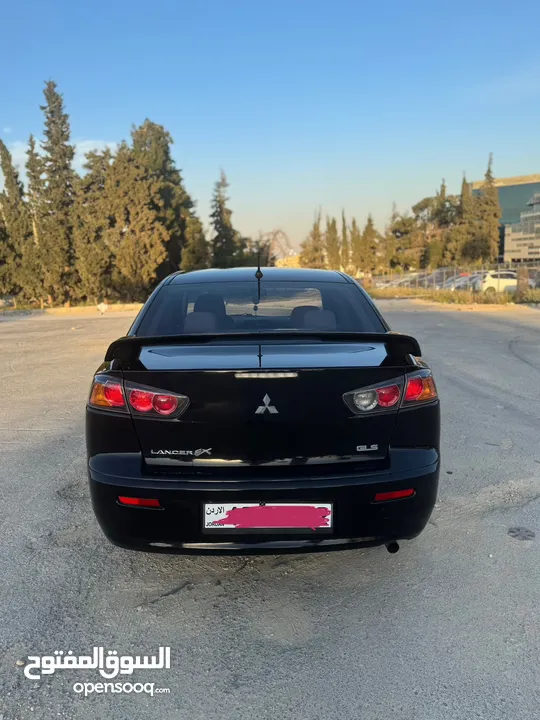 لانسر فراشة 2017  7 جيد لون اسود للبيع