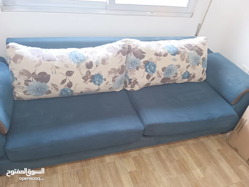 شروت بسعر مغري كنب و أغراض اخرى
