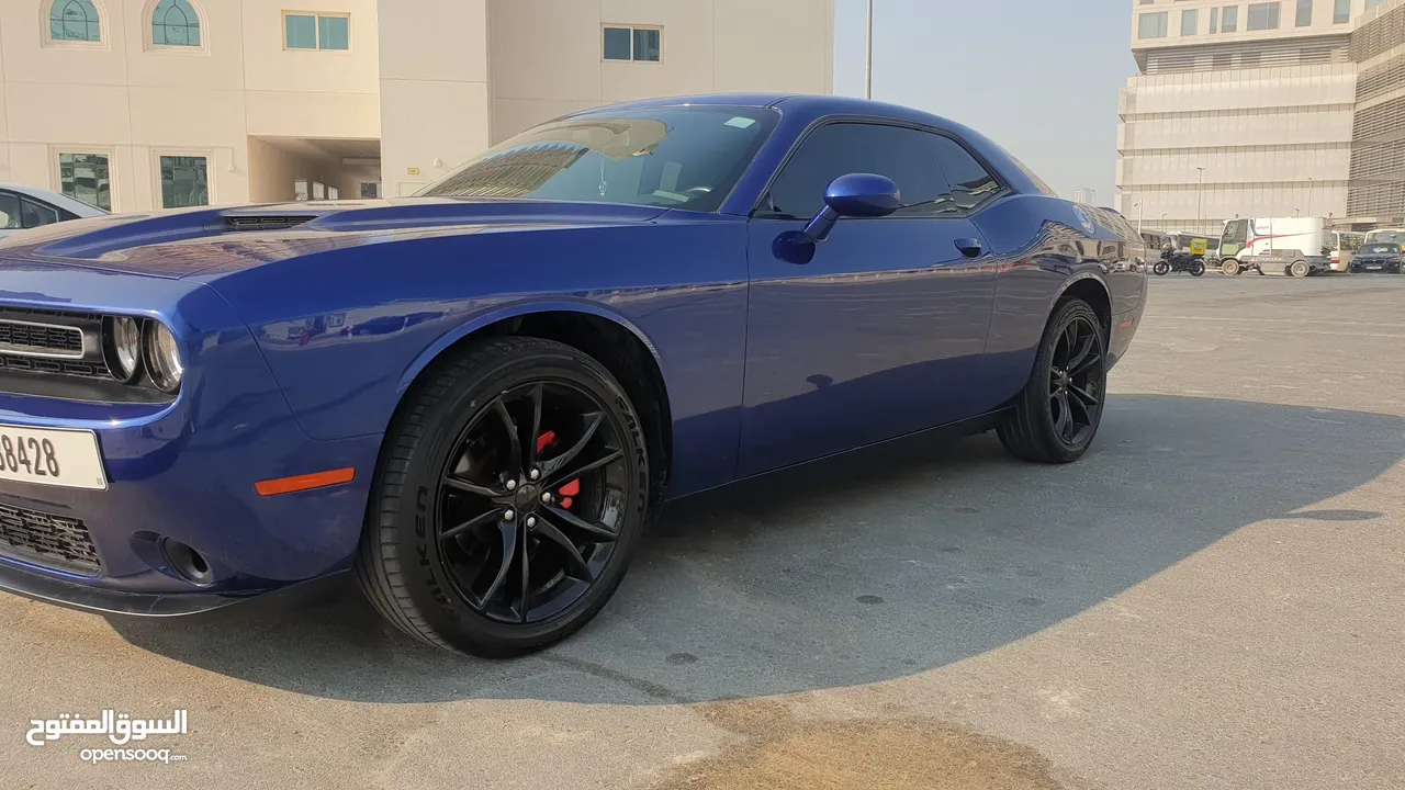 Dodge Challenger SXT 2019 v6