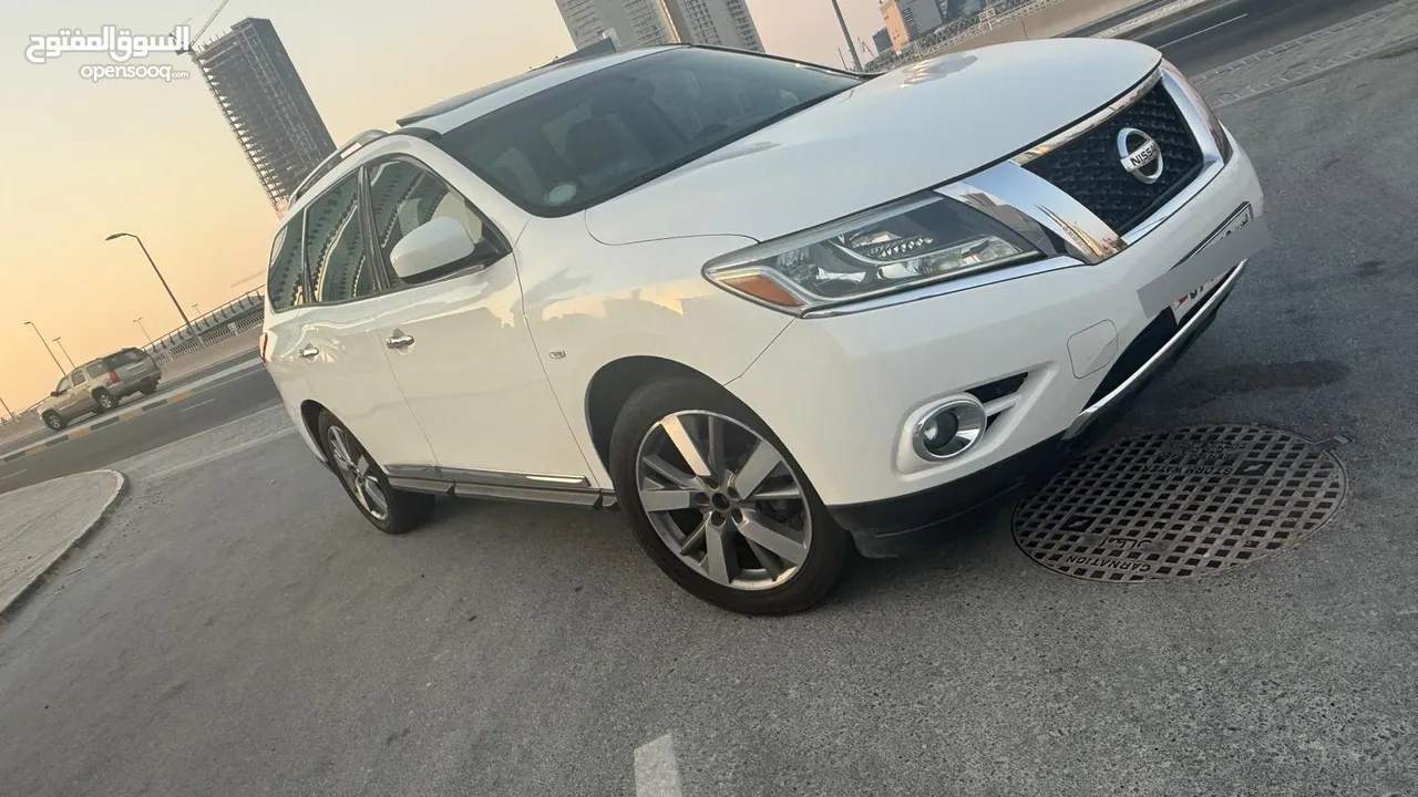 نيسان باثفندر دبل 2014 مشاء الله مالك اول ممشى قليل صيانه بالوكيل 2014 Nissan Pathfinder 4x4 Fi