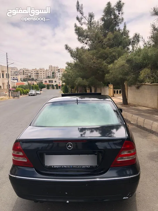 مرسيدس C200 فحص كامل للبيع موديل 2004 لون كحلي