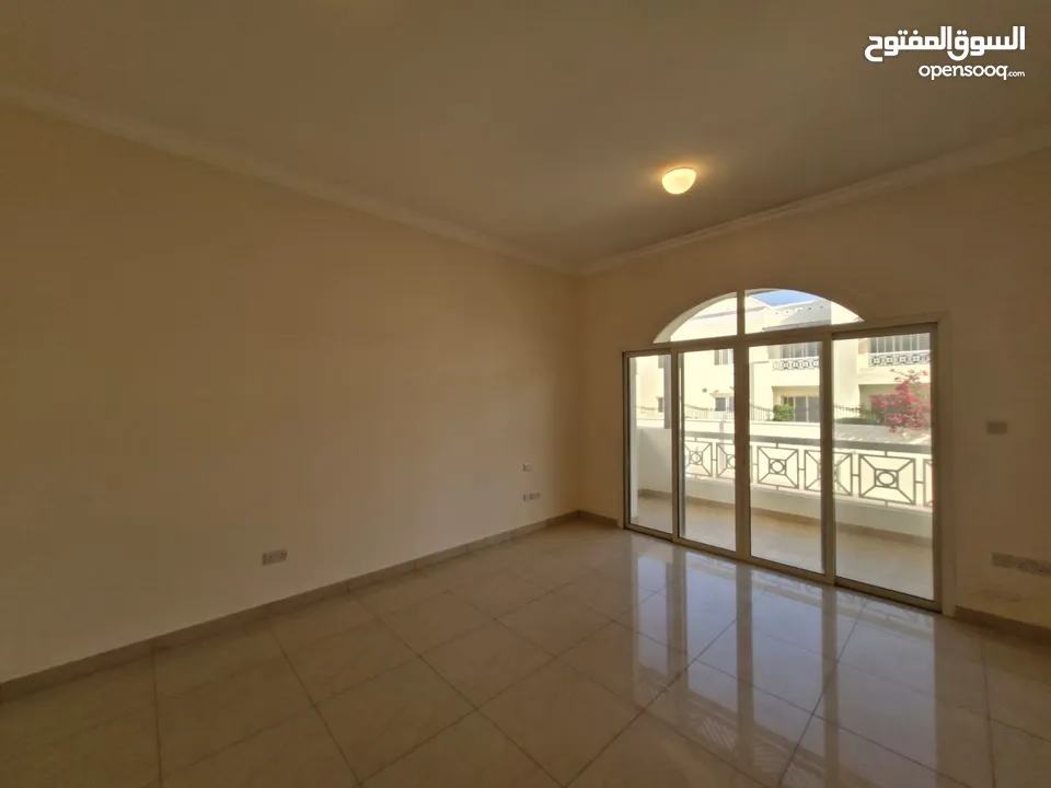 5 BR + 1 Maid’s Room Villa for Rent in Compound, Qurum