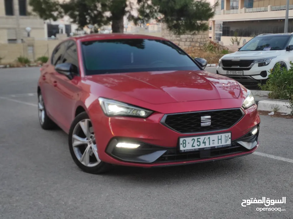 سيات ليون اف ار فل كامل اضافات ماعدا الفتحة للبيع بسعر مغري جدا
