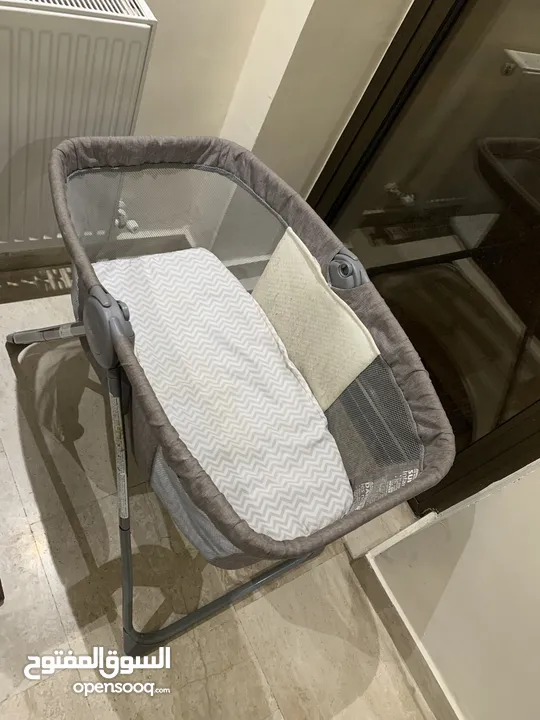سرير اطفال