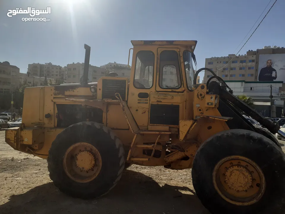 حفارةكوماتسوللبيع جرافه فولفو L90 للبيع