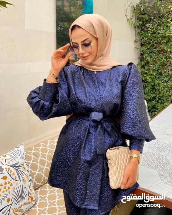 ملابس اطقم نسائي