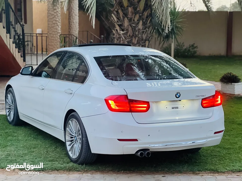 BMW F30 328i