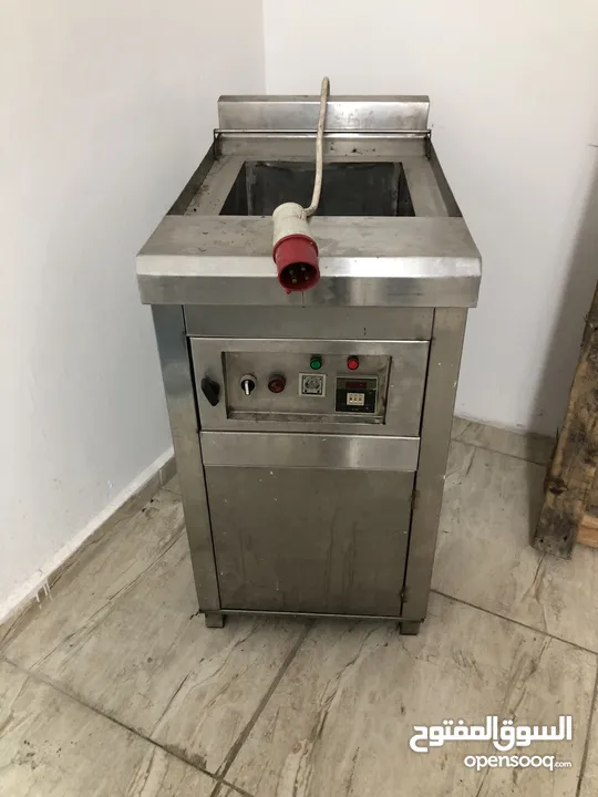 مقلى بطاطا 3 فاز بحالة الوكاله