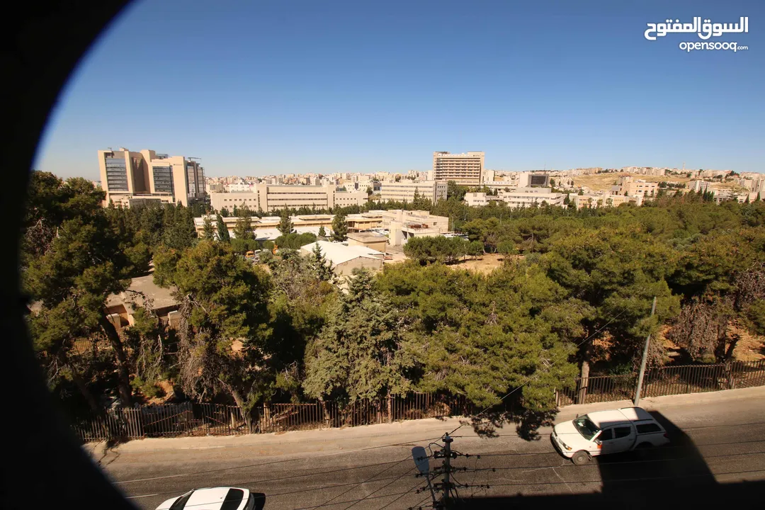 شقة فارغة للإيجار غرفتين نوم ضاحية الرشيد خلف الجامعة الأردنية من المالك مباشرة
