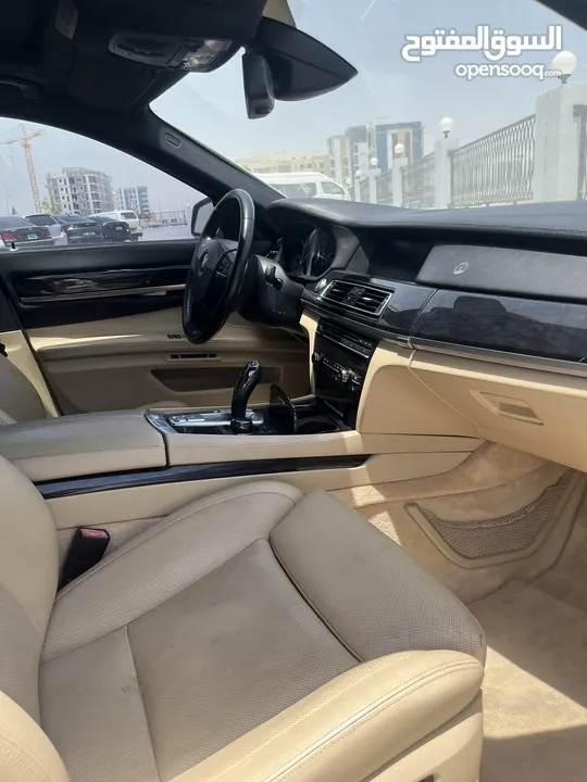 125 ورقة Bmw 750 li 2009ادوات