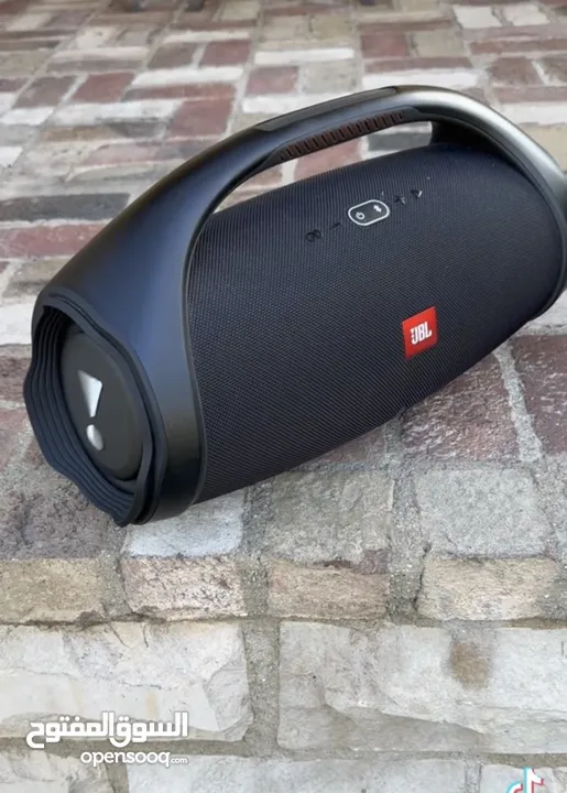 JBL boombox 2