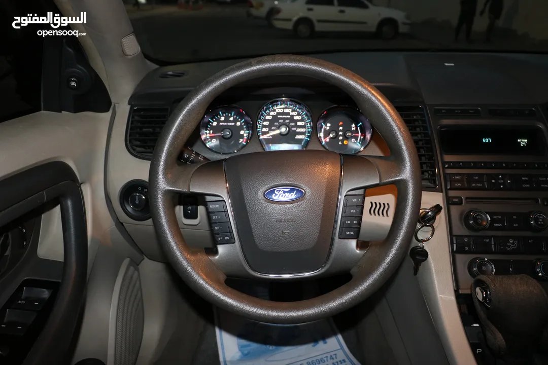 Ford Taurus 2011