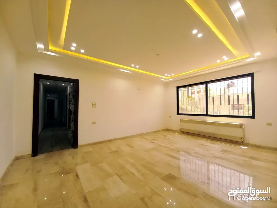 شقة طابقيه للبيع في طريق المطار  ( Property ID : 32572 )