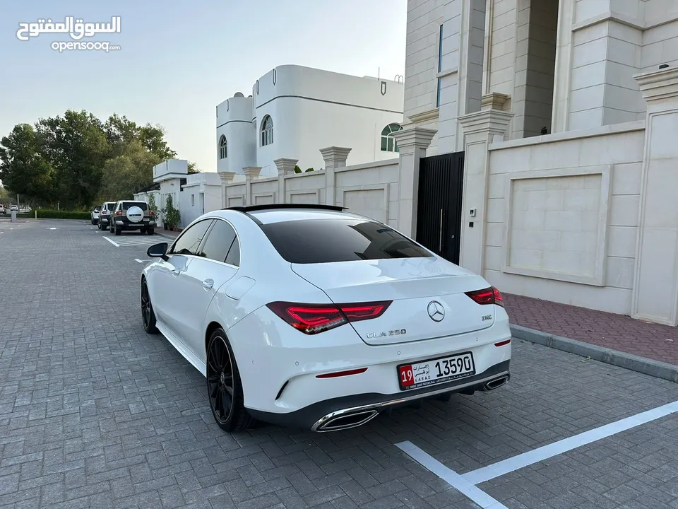 للبيع CLA 250 خليجي 2020 لون ابيض  بحالة الوكالة سقف بانوراما parking assistance