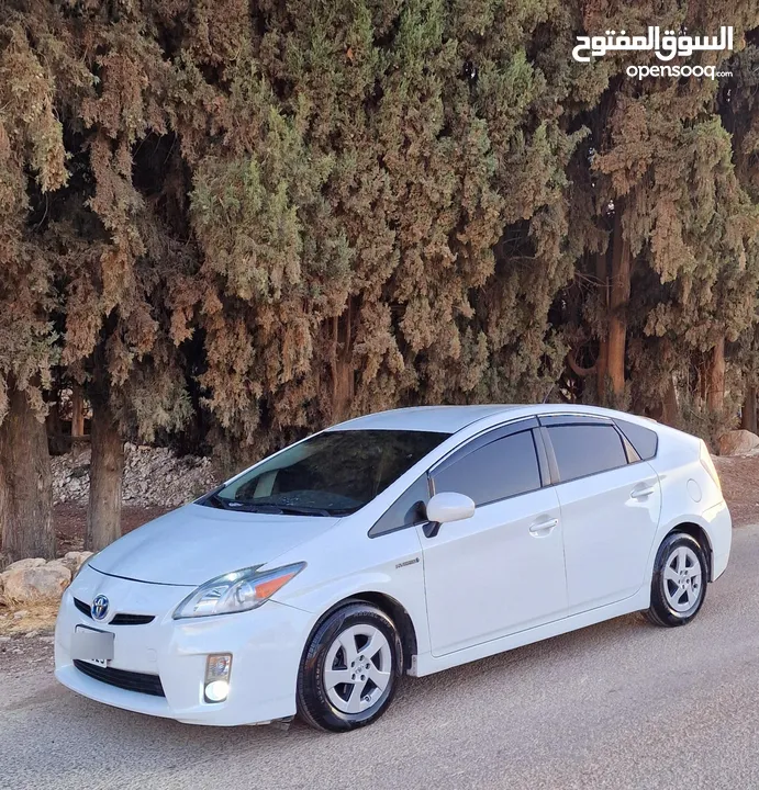 تويوتا بريوس