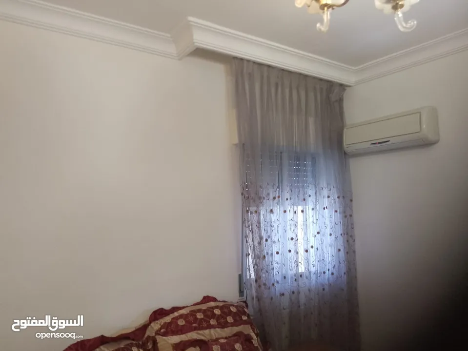 اثاث بيت كامل بحالة جيدة للبيع (السعر قابل للتفاوض، ويمكن البيع بشكل فردي)
